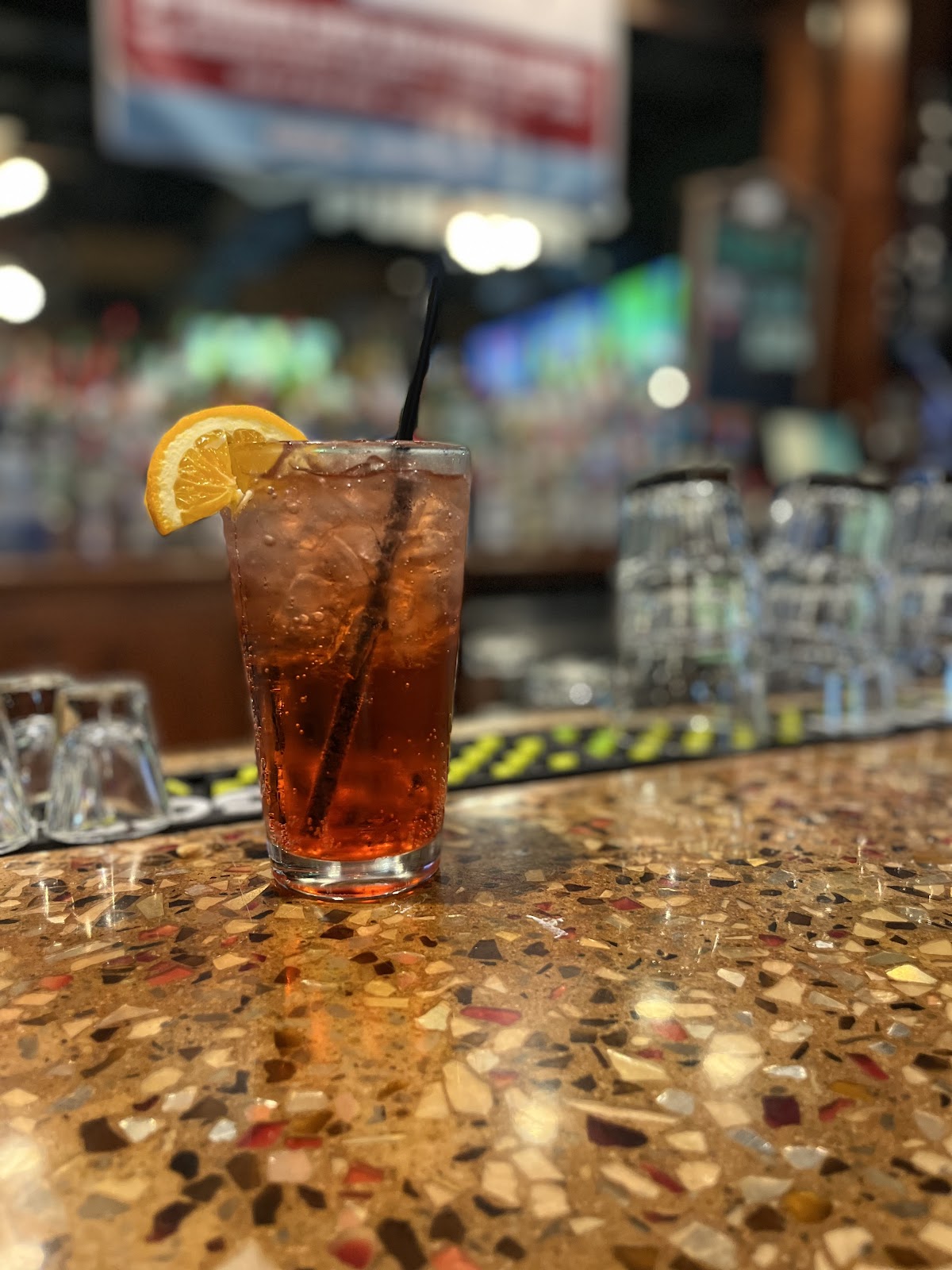 Deuce Pub & Pit - Photo 1