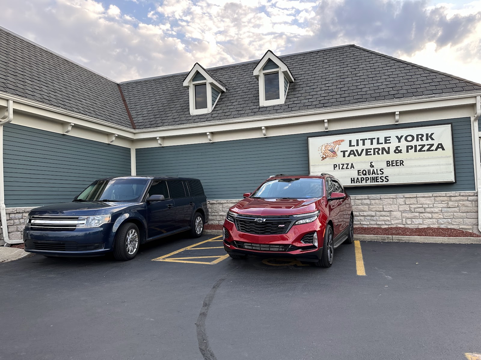 Little York  Tavern & Pizza - Photo 2