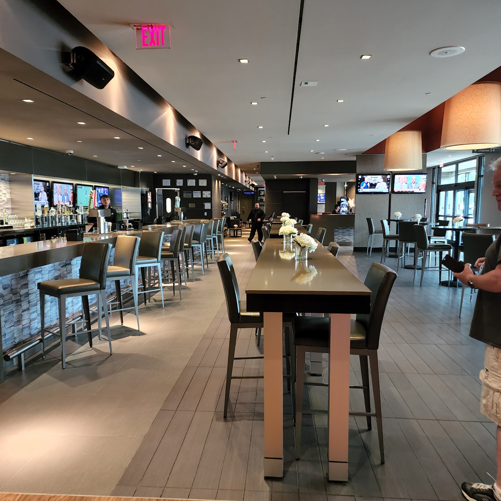 iPic Theaters - Photo 7