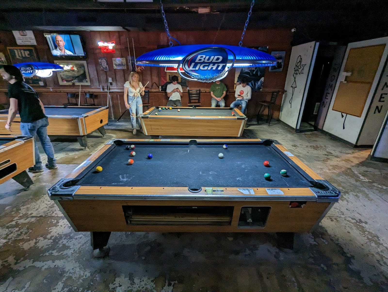 Nowhere Bar - Photo 7