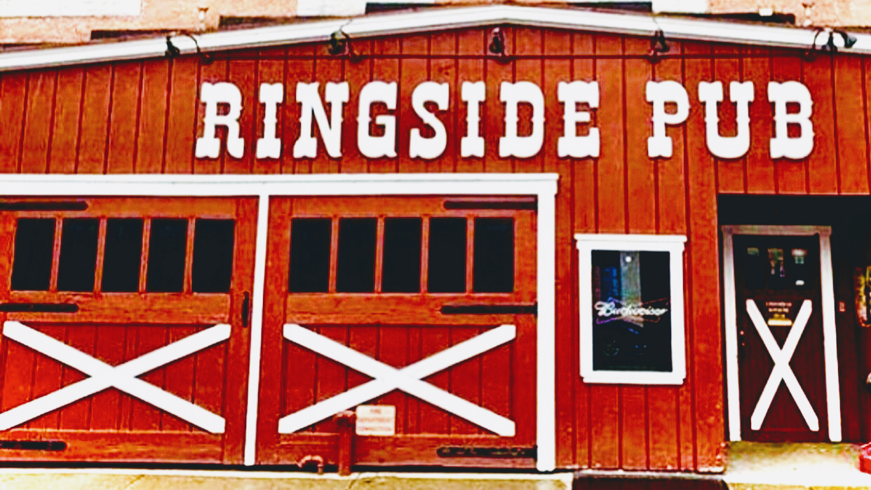 Ringside Pub - Photo 7