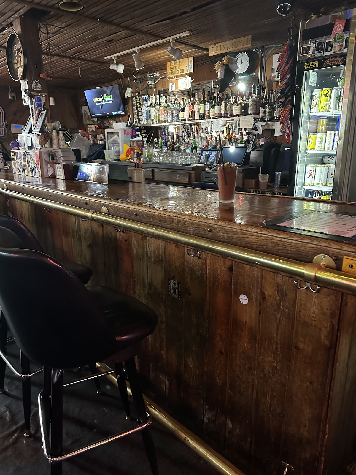 Reel M Inn - Photo 5