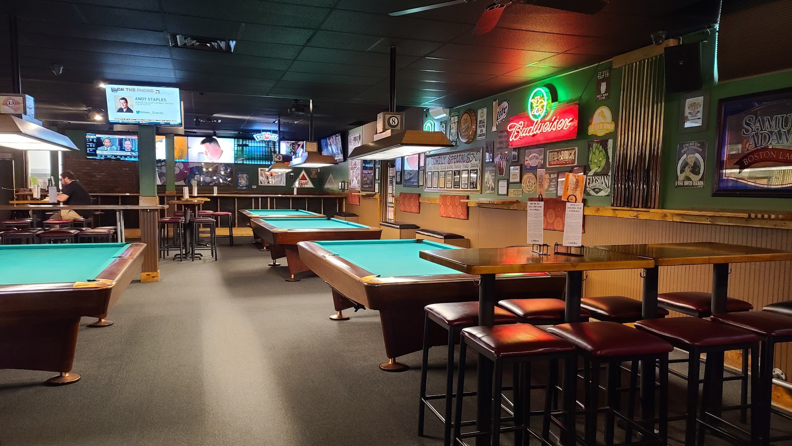 Jake's Billiards - Photo 8