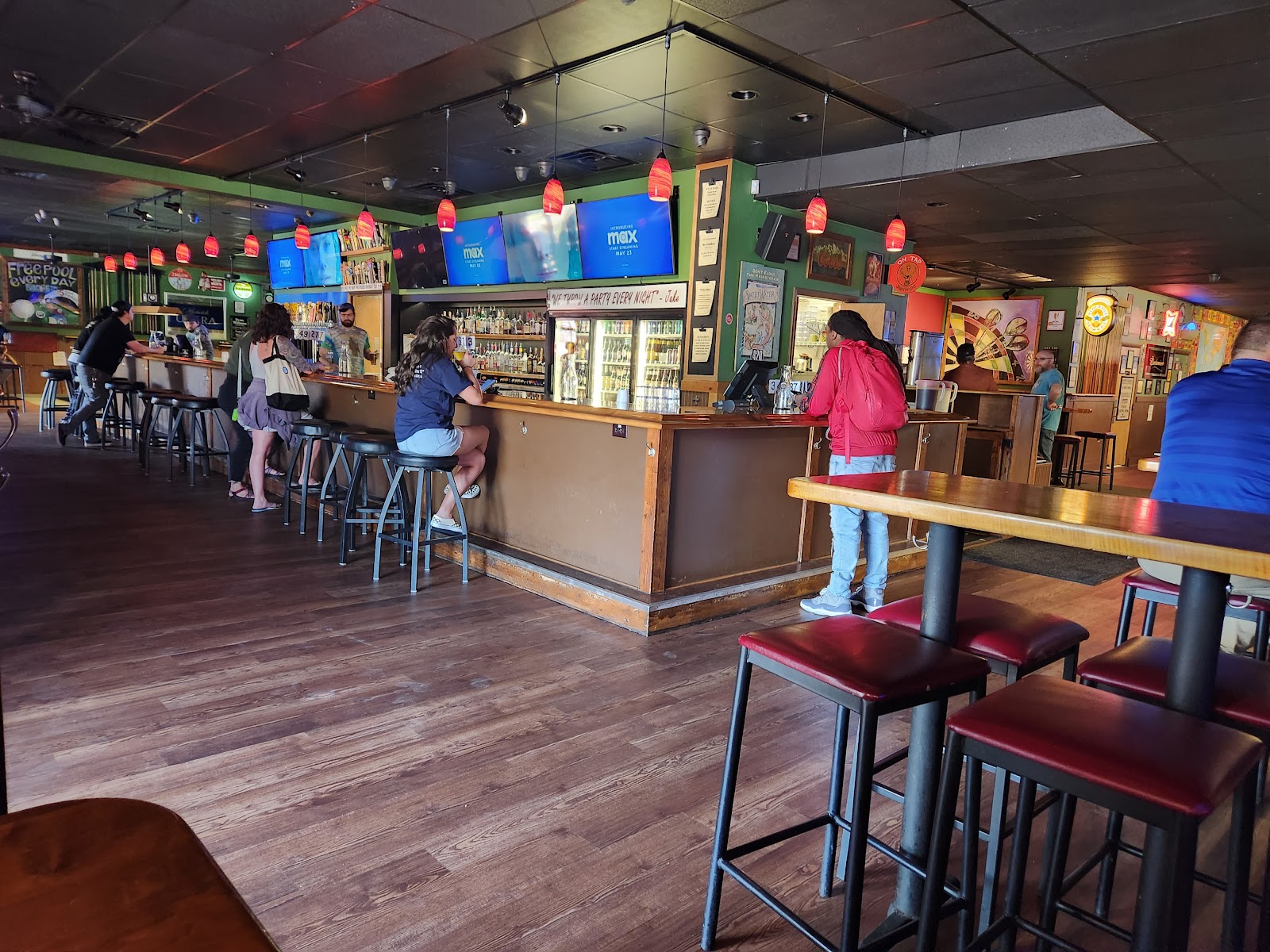 Jake's Billiards - Photo 6