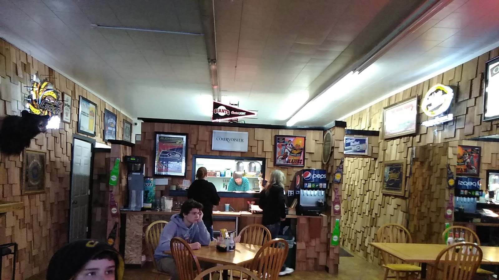 Holy Toledo Tavern & Spirits - Photo 4