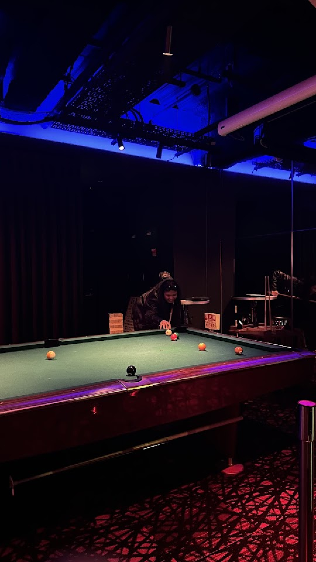 PUB Q Billiard Darts Bar | Play pool in Shinjuku City, Tokyo